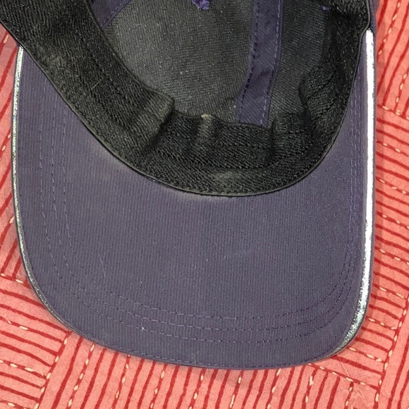 Lululemon Athletica Deep Blue Baseball Cap - damaged - Picture 5 of 12